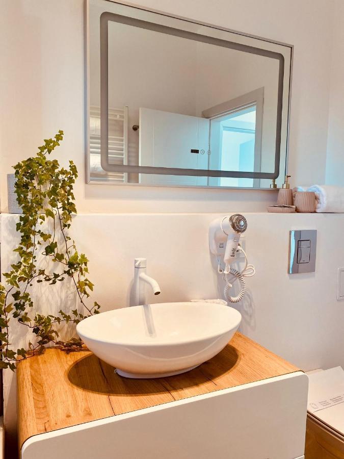 Residence Odaile #9 Otopeni Buitenkant foto